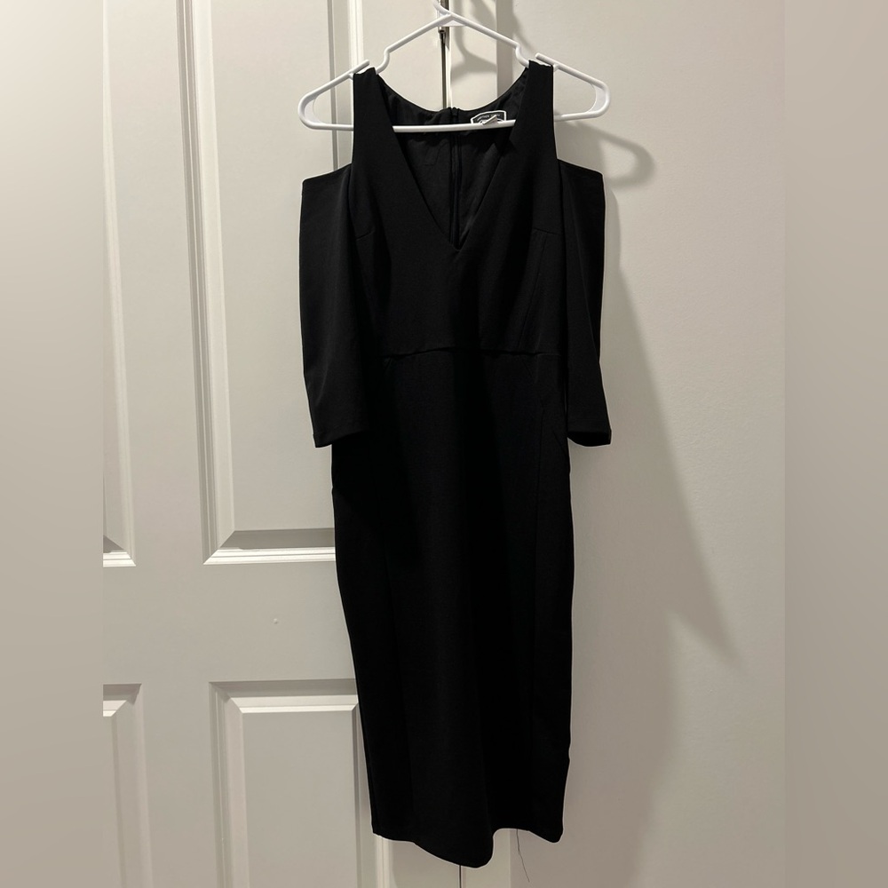 Cold shoulder dresses size S